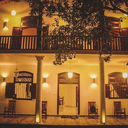 Villa Frangipani Galle Exterior photo